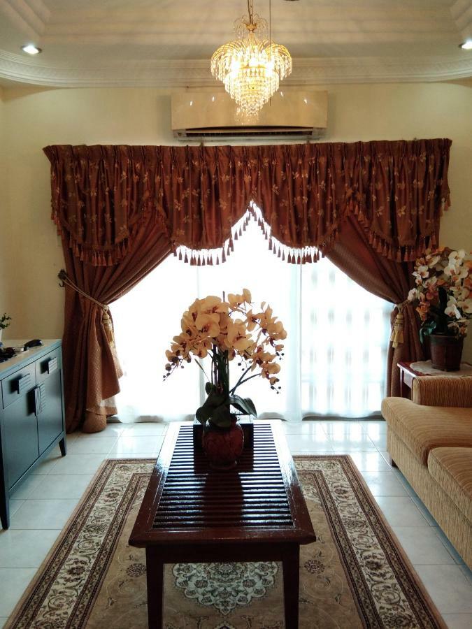 Ainis Guest House In Vista Amani Condominium Kuala Lumpur Exterior photo