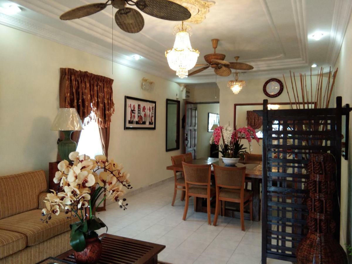 Ainis Guest House In Vista Amani Condominium Kuala Lumpur Exterior photo