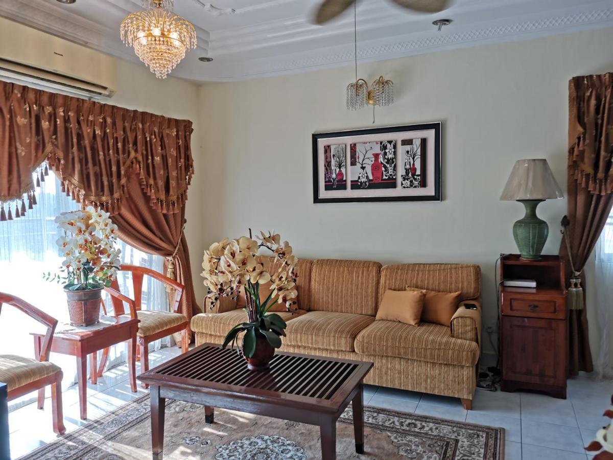 Ainis Guest House In Vista Amani Condominium Kuala Lumpur Exterior photo